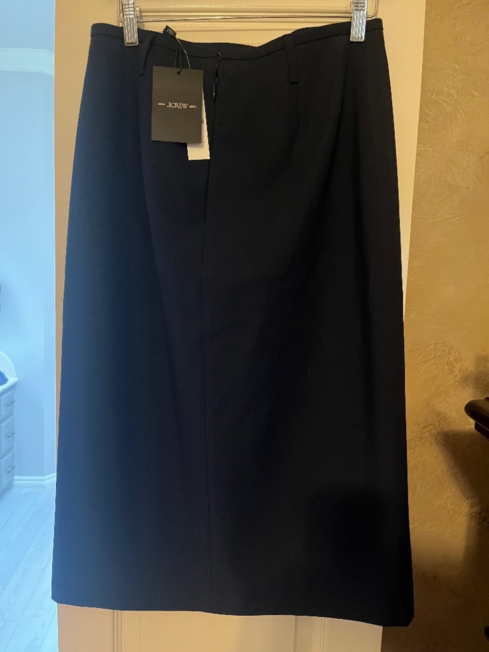 J Crew size 6 Navy Blue Pencil midi skirt in four-season stretch